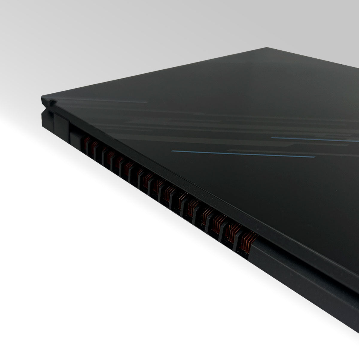 Notebook Gamer Acer Nitro V5 i5 13420H, RTX2050 4GB, 16GB RAM DDR5, 512GB SSD Reacondicionado Nuevo